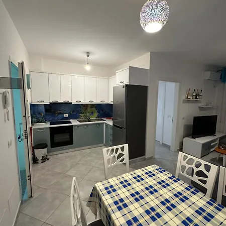 Holiday Apartments Shengjin דירה *
