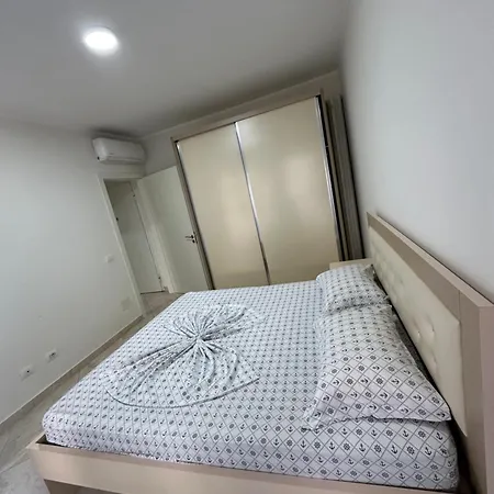 Holiday Apartments Shengjin Lejlighed *