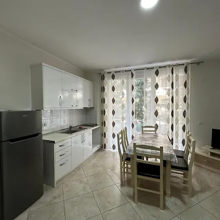 Holiday Apartments Shengjin Apartmán