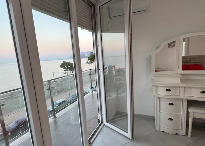 Apartman Holiday Apartments Shengjin *